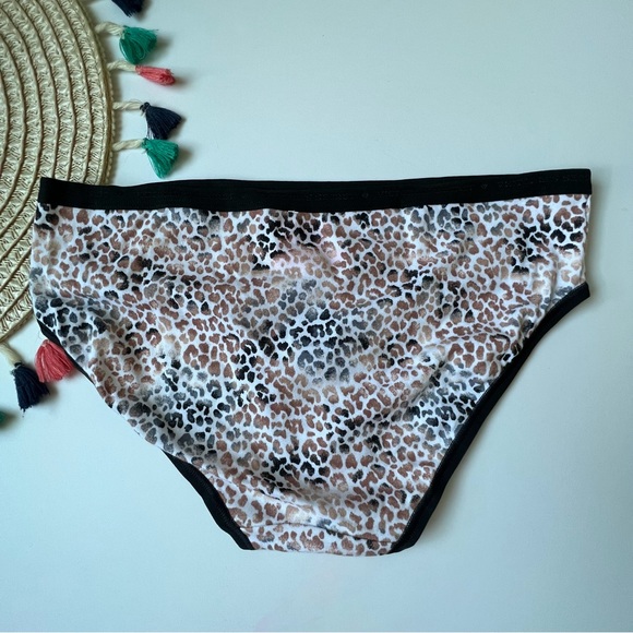 Victoria's Secret VTG Cotton Hiphugger Panty Black Brown Leopard Medium NWT - Picture 2 of 3
